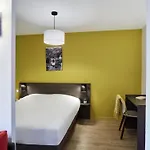 普特瑞斯爱达格公寓式酒店 公寓式酒店 普瓦捷