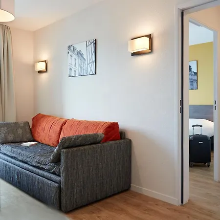 Adagio Access Apartahotel 3*