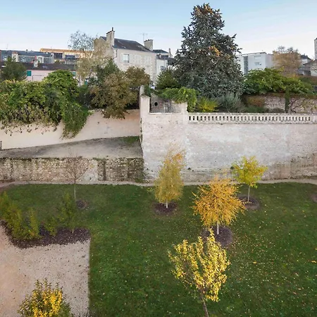 Apartmanhotel Adagio Access 3*