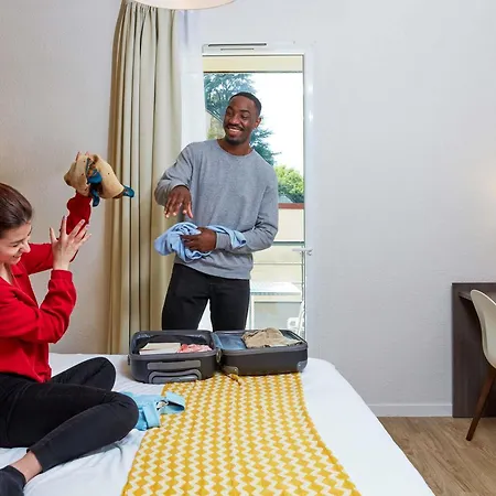 Adagio Access Апарт-отель