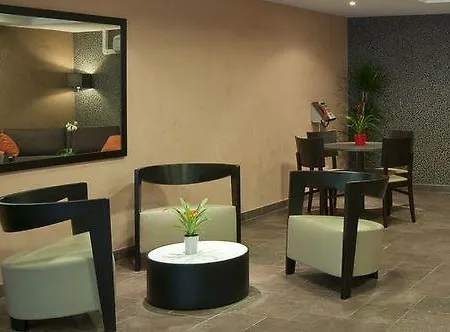 Adagio Access Aparthotel 3*