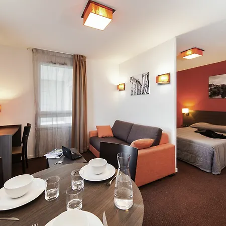 Adagio Access 3* Poitiers