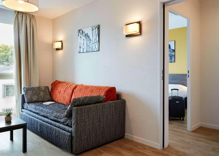 Adagio Access Aparthotel Poitiers
