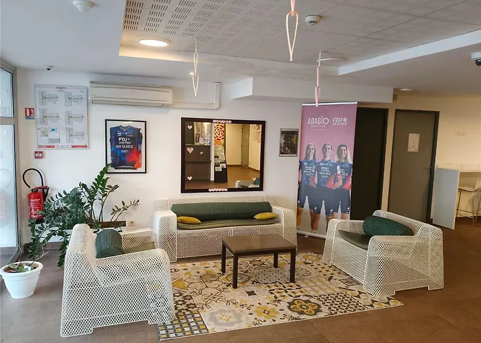 أبارتهوتيل أداغيو أكسيس بويتيرز 3*