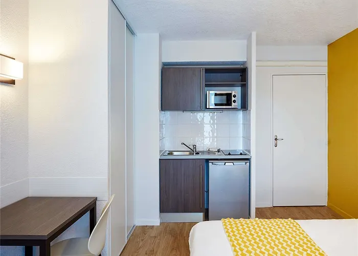 شقة فندقية أبارتهوتيل أداغيو أكسيس بويتيرز بواتييه